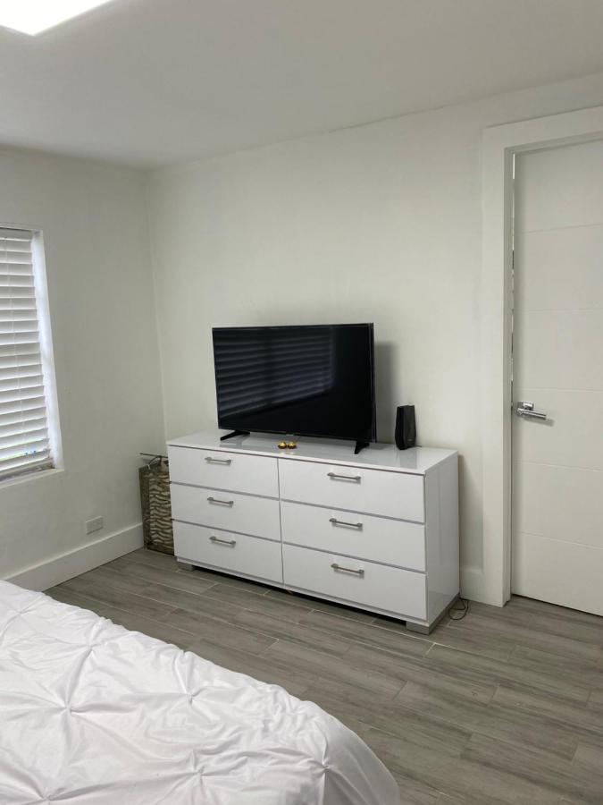 Modern Home, Excellent Location Miami Exterior foto